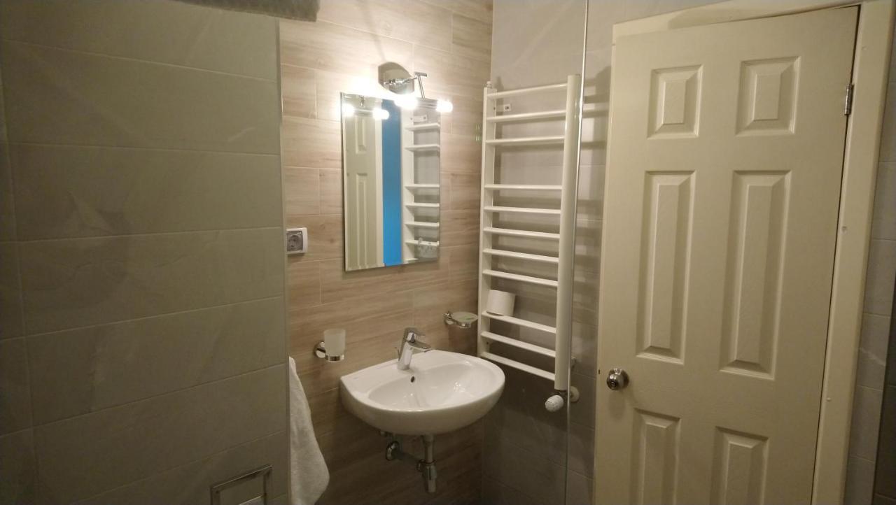 House Aparthotel